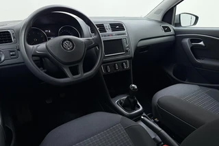 Volkswagen Polo 1.0 Comfortline Edition / 16