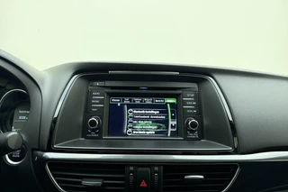 Mazda 6 2.0 TS | Navigatie | Trekhaak  (1.300KG trekgewicht )| Climate control | Stoelverwarming | Parkeersensoren | Cruise control | Extra getint glas / 24