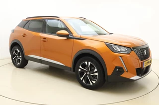 Peugeot 2008 1.2 PureTech Allure Pack Apple carplay/Android auto | Achteruitrijcamera | Automatische airco | Cruise control | LED verlichting | Lichtmetalen velgen 17'' | / 9