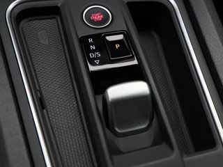 SEAT Leon Sportstourer 1.5 TSi e-Hybrid 204 Pk Automaat FR Business | Trekhaak | Carplay | Virtual Cockpit | Keyless | Adaptive Cruise | Stoel- en Stuurverwarming | 17 Inch / 35