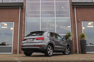Audi Q3 2.0 TFSI quattro Pro Line | S-tronic Automaat | Panoramadak | 211 pk | Stoelverwarming | Climate control | Navi | Xenon | Bluetooth | 18 inch | PDC | Quattro / 6