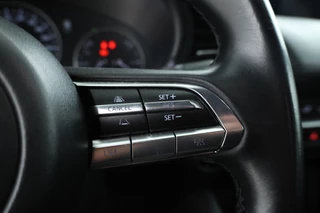 Mazda 3 2.0 e-SkyActiv-G M Hybrid 122  Head Up! Navigatie, Airco / 19