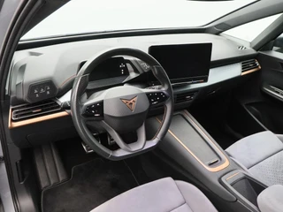 CUPRA Born Performance One 62 kWh 204 Pk | Stoel/Stuurverwarming | Camera | Adaptive Cruise | Navigatie | 18 Inch | 66.591 Km !! / 5
