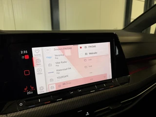 Volkswagen Golf 1.5 eTSI R-Line Pano Virtual Camera IQ Light / 40