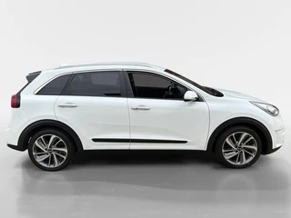Kia Niro 1.6 GDi Hybrid ExecutiveLine | Trekhaak | Stoel verwarming en koeling | Lederen bekleding | Navigatie | Dodehoek detectie | Apple Carplay / Android Auto | Verbruik 1 op 20! / 5
