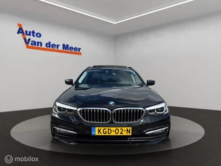 BMW 5-serie Touring 530i xDrive / Panoramadak / M-sport / 5