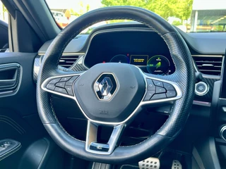 Renault Arkana 1.6 E-Tech Full Hybrid 145 E-Tech Engineered | Stoel+Stuurverwarming | (IACC) Intelligent Adaptive Cruise Control | Dodehoek | Draadloze Telefoonlader | Easy Park Assist | Navigatie | Climate Control | Reservewiel | Apple CarPlay/Androi / 22