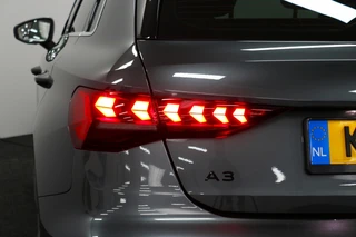Audi A3 Sportback 40 TFSI e S edition / 14