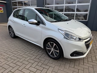 Peugeot 208 1.2 PureTech Allure / Navi / Cruise / Carplay / 57000 km !. / 6