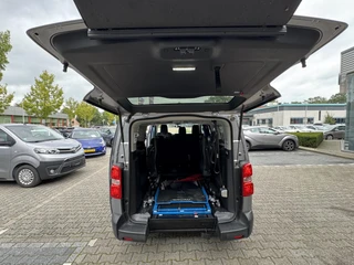 Toyota PROACE Electric Verso LONG DYNAMIC 75KWH GRUAU ROLSTOELAUTO VERLAAGD-INBOUW-OPRIJPLAAT 2x SCHUIFDEUR CRUISE AIRCO BLUETOOTH / 12