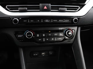 Kia Niro 1.6 GDi Hybrid DynamicLine | AUT. | CAMERA | NAVI | CRUISE | / 23