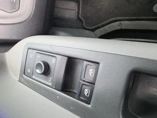 Volkswagen ID. Buzz Pro Advantage 77 kWh | Navigatie Pack | Keyless entry | Parkeercamera / 22