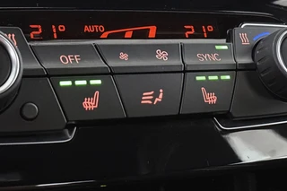 BMW X1 xDrive25e M Sport Stoelverwarming LED Sportstoelen Navi / 23