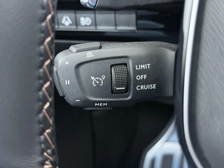 Peugeot 508 1.6 HYbrid GT PHEV| AFNEEMBARE TREKHAAK| PANO| ELEKTRISCHE ACHTERKLEP| ACHTERUITRIJCAMERA| RIJKLAAR GELEVERD INCL. 12 MND BOVAG GARANTIE| DODE HOEK SENSOR| / 31