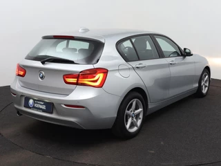 BMW 1-serie 118i | Stoelverwarming | Cruise Control | Parkeersensoren | Navigatie / 4