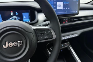 Jeep Avenger Summit 54 kWh | Camera | Apple carplay/Android auto | Voorruitverwarming | Climate control / 29