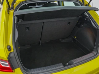 Audi A1 Sportback 25 TFSI Pro Line Zwart dak | Carplay Navigatie | Sportstuur / 16