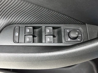 Skoda Kamiq 1.0 TSI Monte Carlo | Panodak | CarPlay | Stoelverwarming | Virtual Cockpit / 31