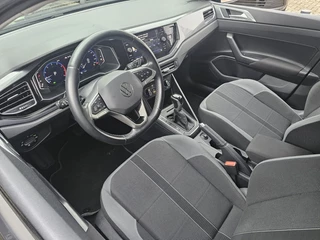 Volkswagen Polo 1.0 TSI 110 PK IQ Light | Camera | Carplay | Stoelverwarming / 2