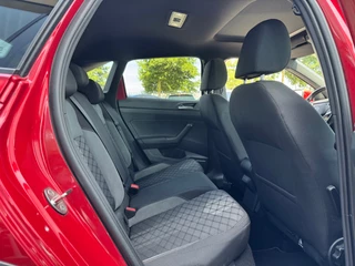 Volkswagen Taigo 1.5 TSI R-Line * Panoramadak * Virtual Cockpit * Led * 18 Inch / 27