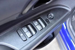 Hyundai Bayon 1.0 T-GDI 48V 100PK i-Motion I Airco I Cruise controle / 21