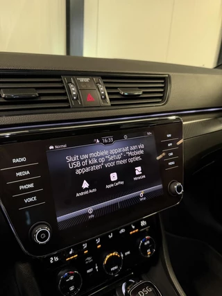 Skoda Superb 1.5 TSI Sportine Pano Virtual Trekhaak Memory / 43