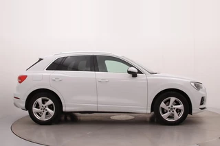 Audi Q3 35 TFSI Advanced Automaat | Parkeersensoren | Adaptive Cruise Control | Stoelverwarming | Apple CarPlay / 27