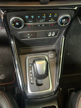 Ford ECOSPORT 1.0 EcoBoost ST-Line AUTOMAAT|CRUISECONTROL|BLACK EDITON|APPLECARPLAY / 22
