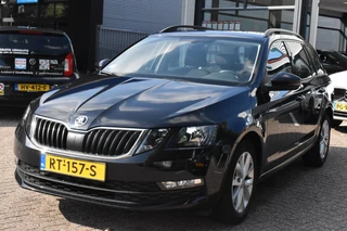 Škoda Octavia Combi 1.0 TSI Greentech Ambition Business / 21