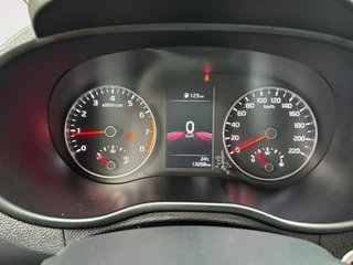 Kia Picanto 1.0 DPi DynamicPlusLine | Apple Carplay / Android Auto | Navigatiesysteem | Lichtsensor | Parkeersensoren + Camera Achter | Cruise Control | Climate Control | 15"Lichtmetalen Velgen / 16