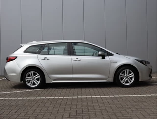Toyota Corolla Touring Sports 1.8 Hybrid Business  | Navigatie | Stoelverwarming / 15
