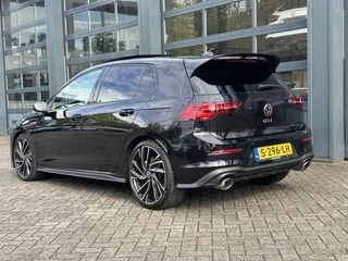 Volkswagen Golf 2.0 TSI GTI Clubsport | Panoramadak | Camera / 2