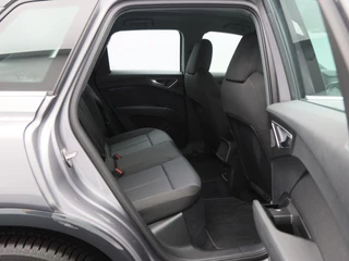 Audi Q4 e-tron 45 quattro Advanced edition 77 kWh 265 Pk | Stoelverwarming | Matrix LED | Sonos Audio | 19 Inch | Warmtepomp | 53.634 Km !! / 41