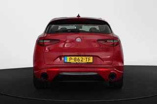 Alfa Romeo Stelvio 2.0T 280pk AWD Veloce Carplay Adaptieve Cruise Leder Memory / 15