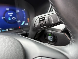 Ford Kuga BWJ 2022 2.5 PHEV 225 PK Titanium  TREKHAAK | FULL LED | ADAPTIVE CRUISE | STOEL + STUURVER. | VOORRUITVERW. | CAMERA | CARPLAY + ANDROID | NAVI | CLIMA | LMV | PDC / 18