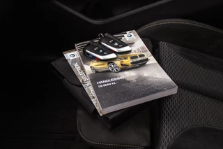 BMW X2 sDrive18i High Executive M-sport | 2e eigenaar | Driving Assistant | Panoramadak | 19 inch | Keyless entry | Head-up | Shadow line | HiFi audio | Stoelverwarming | Alcantara / 41