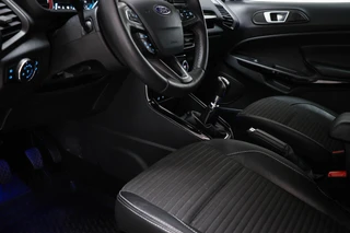 Ford EcoSport 1.0 EcoBoost Titanium | WINTER / NAVIGATIE / DESIGN / PARKING- PACK | TREKHAAK | 17" / 32