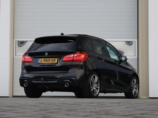 BMW 2-serie Active Tourer 220i High Executive M-sport | Uniek!! / 2