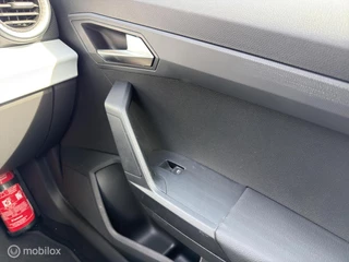 Seat Arona 1.0 TSI Style / Automaat / Carplay / 24