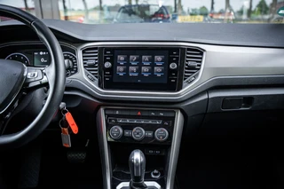Volkswagen T-Roc 1.5 TSI Sport Autom. | Navi | PDC | Cruise controle | Trekhaak / 51