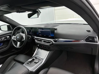 BMW 2-serie Coupé M240i xDrive | M Stoelen | Stoelverwarming | Cruise Control | / 13