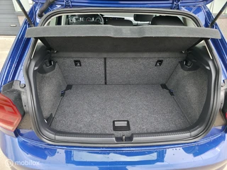 Volkswagen Polo 1.0 TSI R-Line / Navi / Camera / Carplay / 30