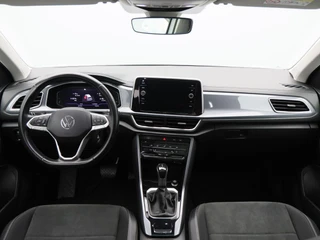 Volkswagen T-Roc 1.5 TSi 150 Pk Automaat Style | Carplay | IQ.Light LED | Panoramadak | Virtual Cockpit | Adaptive Cruise | 17 Inch / 34
