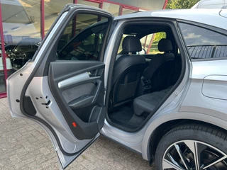 Audi Q5 Sportback 55 TFSI e S edition  | SOH 99,4% | Audi Sport | Luchtvering | Matrix LED | Pano | Keyless | Camera | PDC | ACC | Leder | / 19