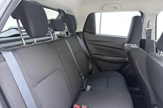 Suzuki Swift 1.2 Style Smart Hybrid 83pk | Navigatie | Climate Control | Cruise Control | Stoelverwarming | Camera | Lichtmetalen Velgen | Apple Carplay - Android Auto / 15