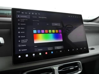Leapmotor B10 Design ProMax 67.1 kWh | Licht interieur kleur | Navigatie | Rondom camera | 18inch Velgen | Elektrisch bedienbare achterklep | Panoramdak | Stoel verwarming en ventilatie | Stuurverwarming | Uit voorraad leverbaar / 31