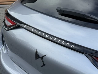 DS DS 3 1.2 PureTech Performance Line  Navigatie / keyless / Camera 360 / 21