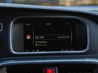Volvo V40 2.0 D3 150 PK Business Sport R-Design Panoramadak Harman Kardon LED Standkachel Trekhaak Stoelverwarming 18" / 31