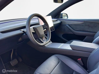 Tesla Model Y Premium Long Range Dual Motor / BTW!! / 9