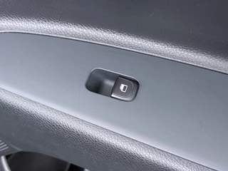 Kia Stonic 1.0 T-GDi MHEV DynamicLine  - Apple Carplay/Android Auto - Achteruitrijcamera - Cruise Control - - Fabrieksgarantie t/m 05-2032 / 43